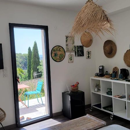 Chez Jeff & Aurelie Ξενοδοχείο Ντραγκινιάν Εξωτερικό φωτογραφία